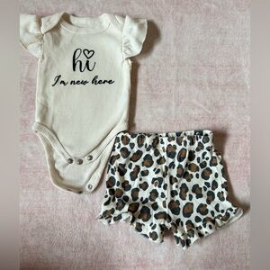 Cream Baby Bodysuit and Leopard Print Shorts Set